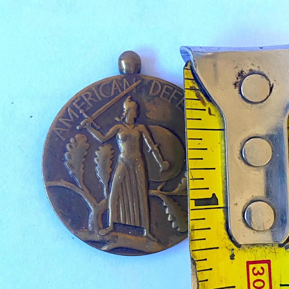 Vintage American Defense Medal Medallion 1939 /1941 - Picture 3 of 3